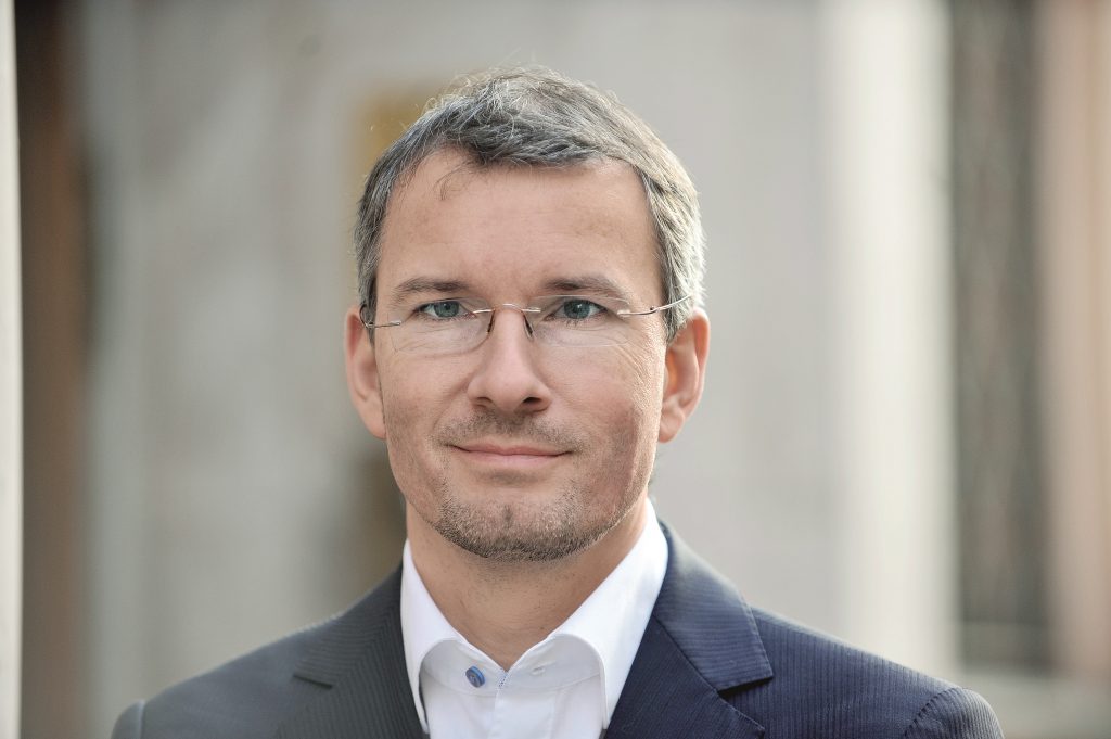 Tobias Karow, STIFTUNGSMARKTPLATZ.EU
